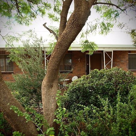 Capon Cottage Broken Hill Buitenkant foto