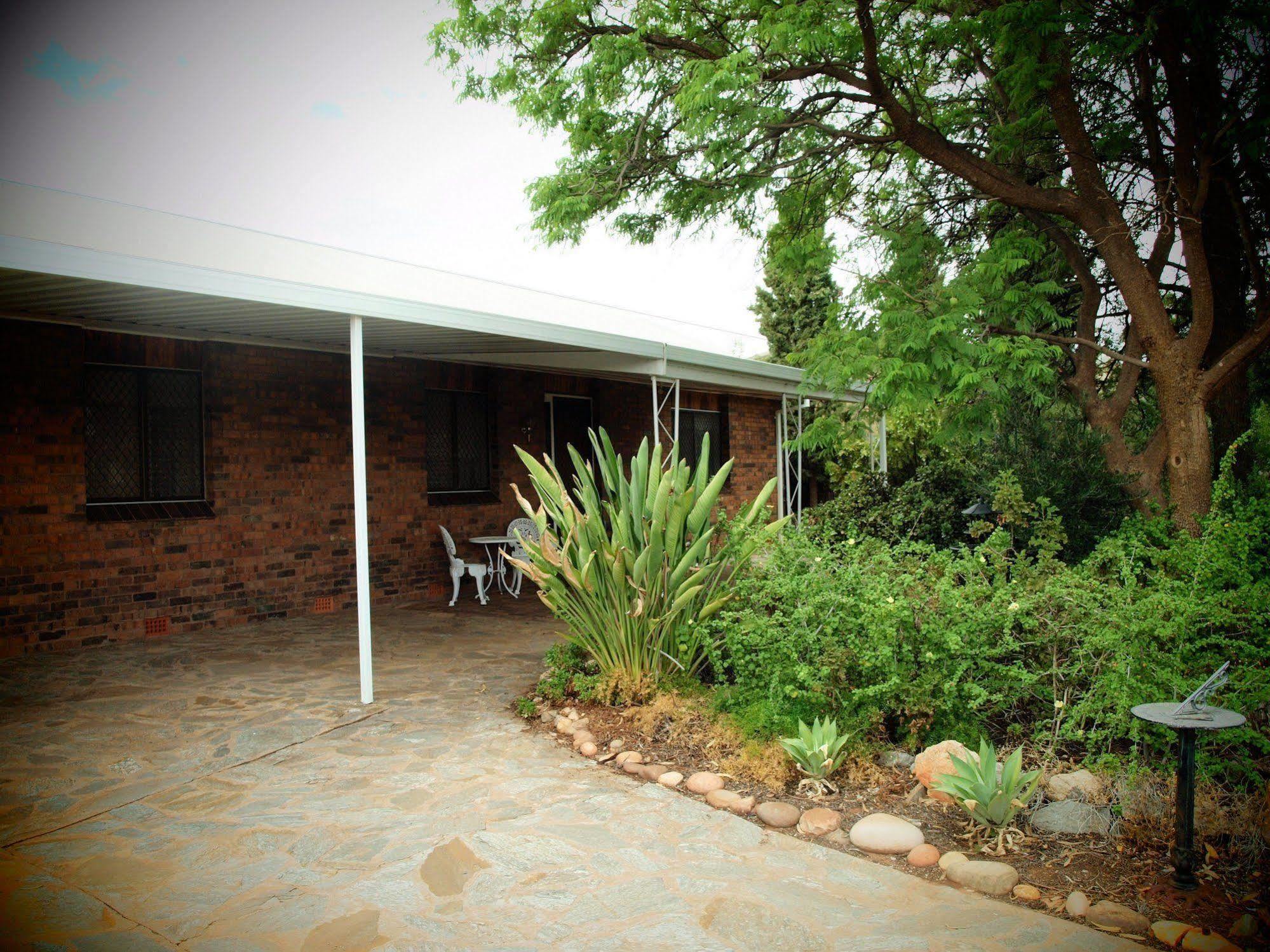 Capon Cottage Broken Hill Buitenkant foto